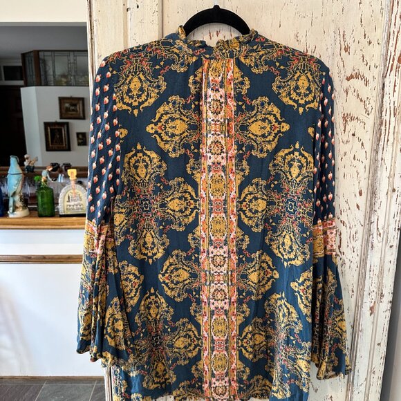 FREE PEOPLE MAGICAL MYSTERY TUNIC - Picture 12 of 15